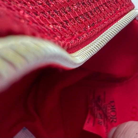 Christian Dior Red Star-Shaped Cosmetic Bag W/LaMousse & Dior Prestige Cream Box - Picture 14 of 17